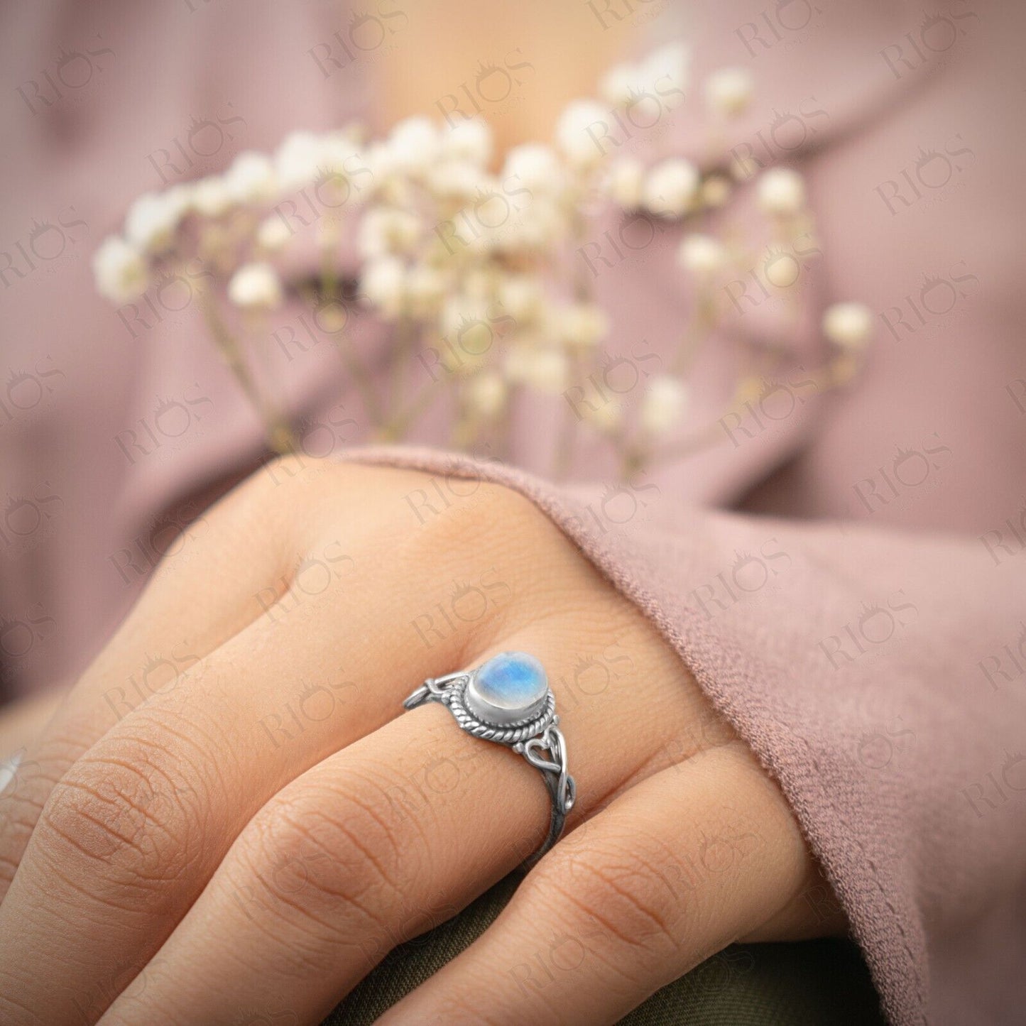 Natural Moonstone Love Heart 925 Sterling Silver Gemstone Women's Ring Gift Box