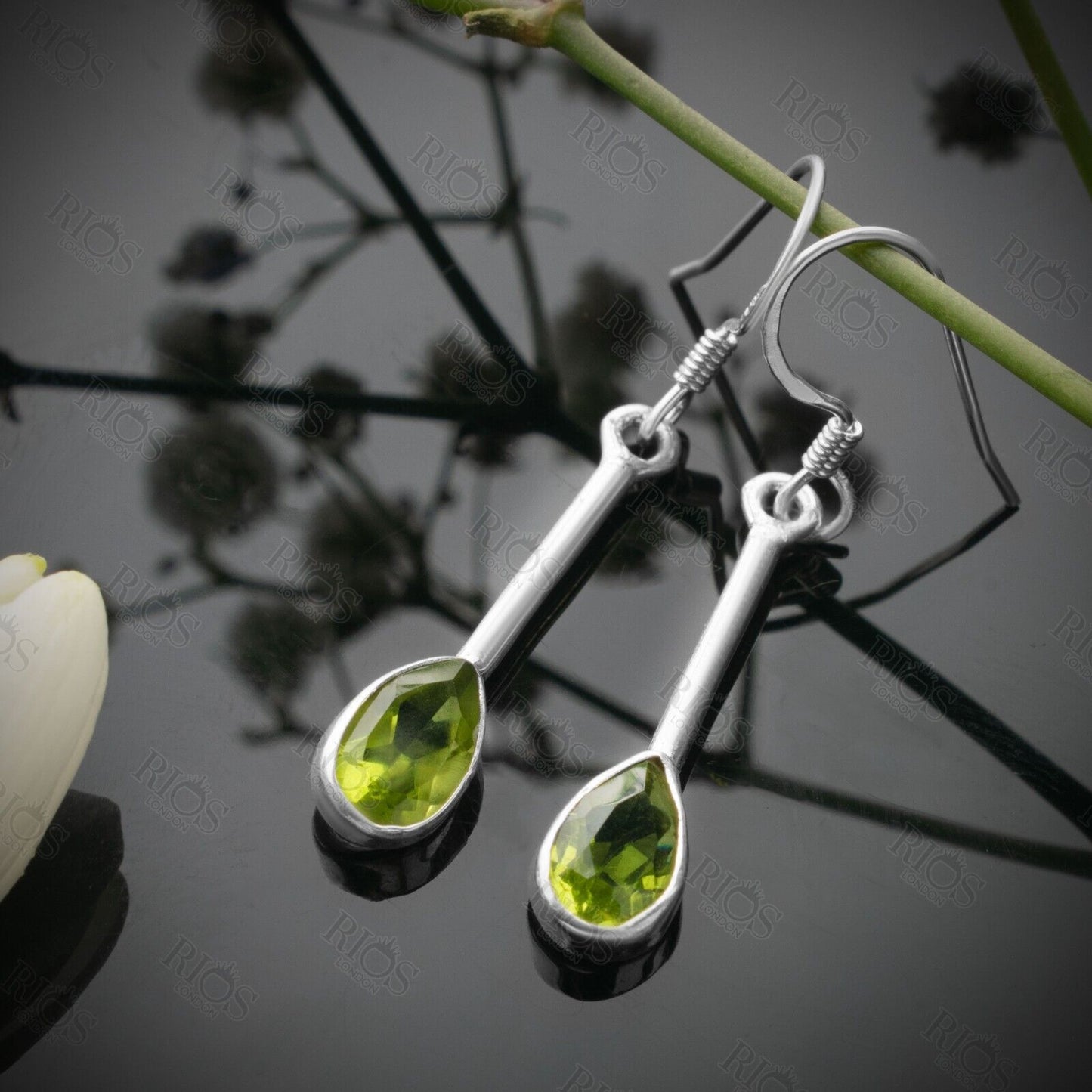 Handmade Natural Peridot Long Earrings 925 Sterling Silver Dangle Drop Stick