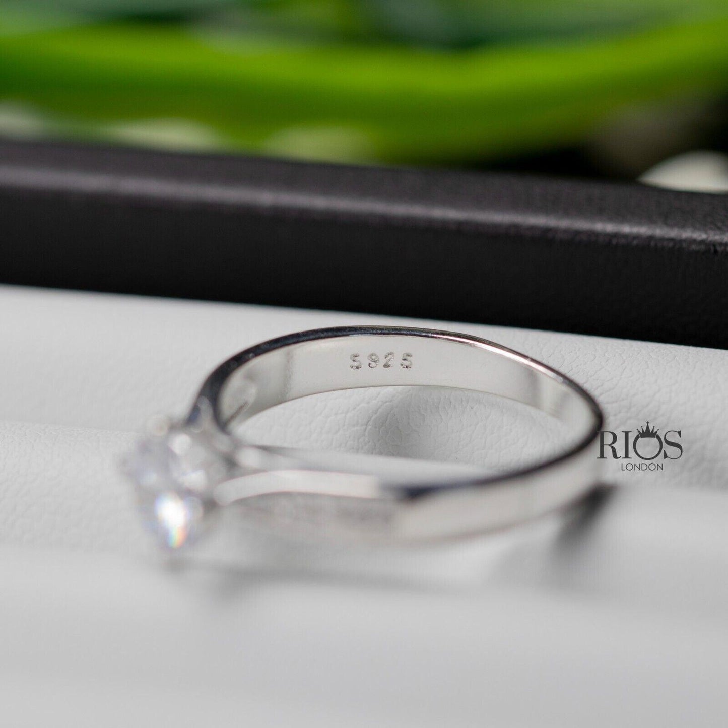 925 Sterling Silver 1.0 Carat Solitaire Engagement Lab-Created Zircon Ring Boxed - Rios London
