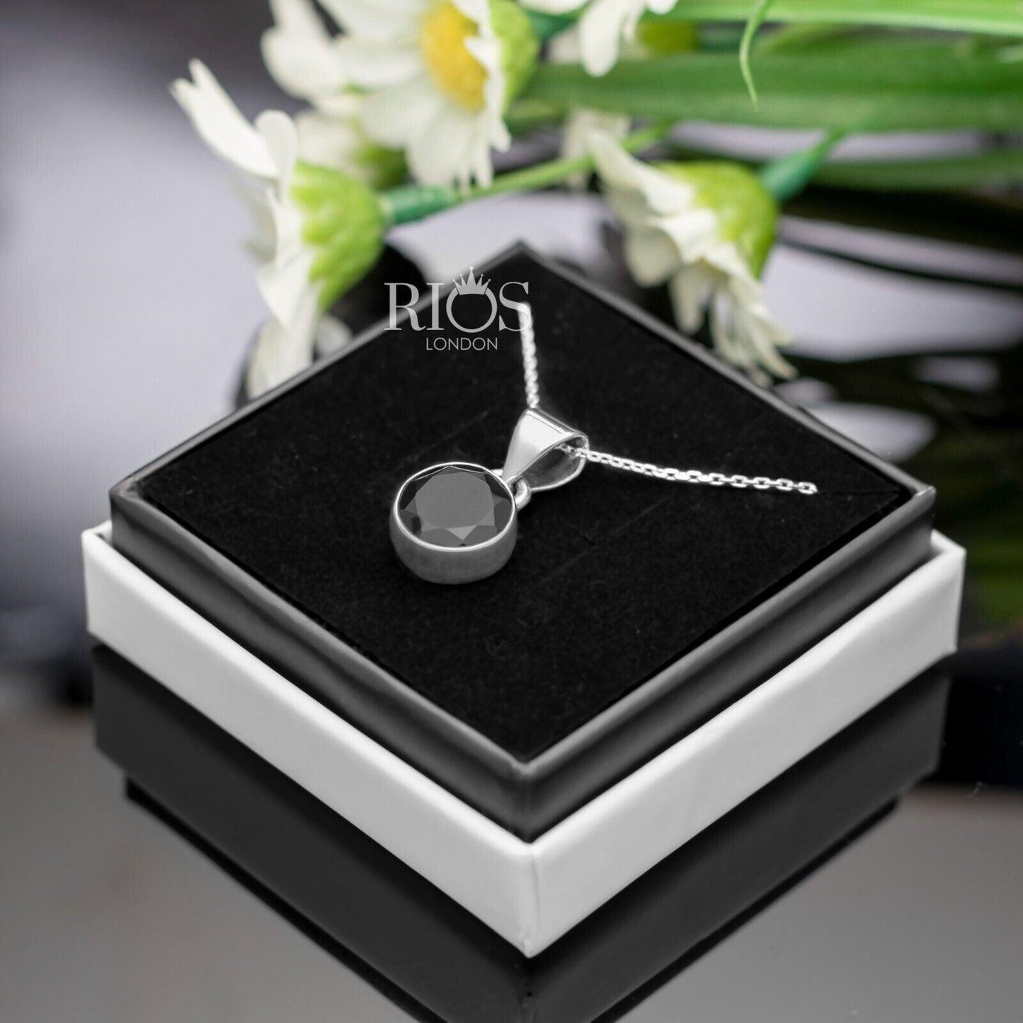 925 Sterling Silver Black ONYX Round Gemstone Pendant Necklace Gift Boxed - Rios London