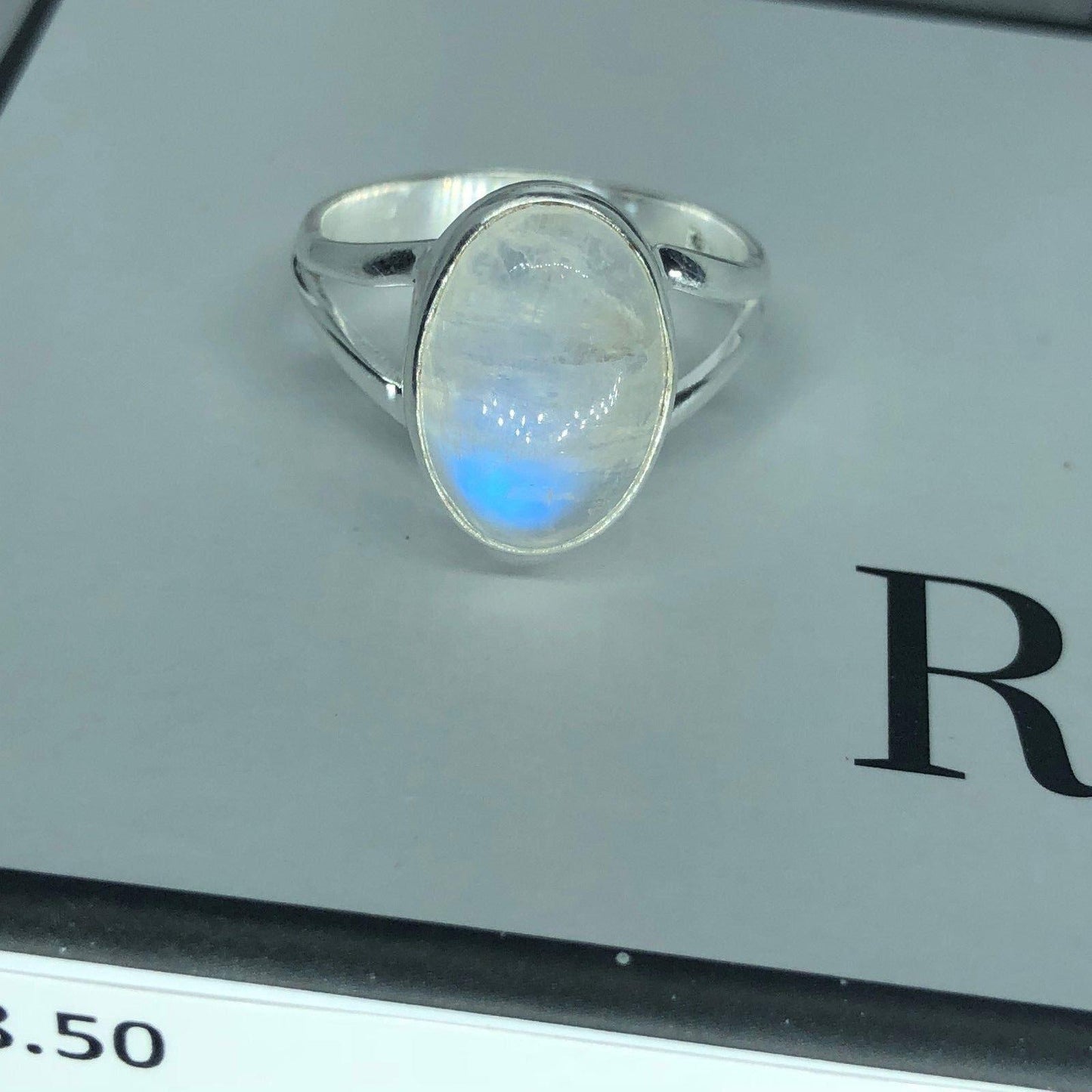 925 Sterling Silver Brilliant Oval Moonstone Natural Gemstone Ring Gift Boxed