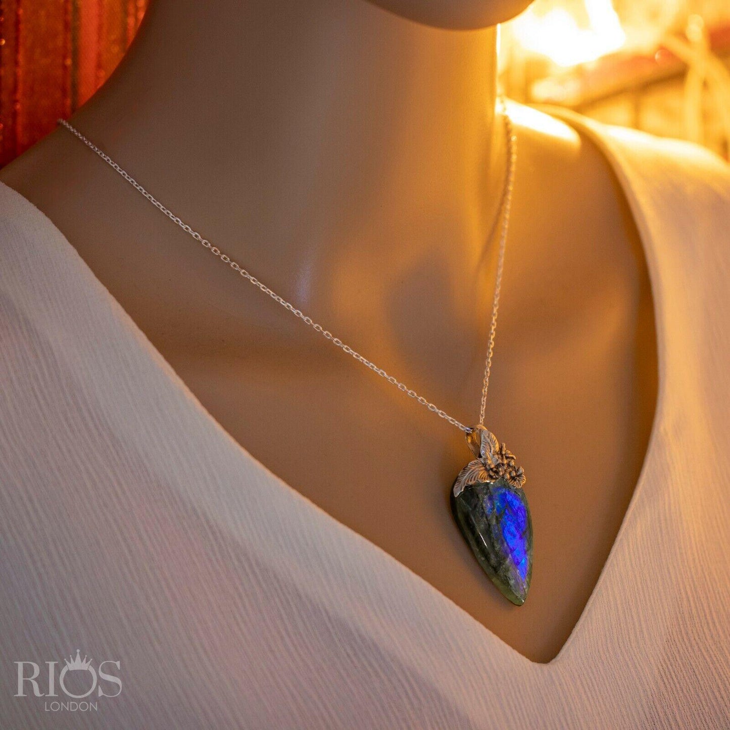 925 Sterling Silver Elegant Floral Labradorite Big Gemstone Necklace Pendant - Rios London