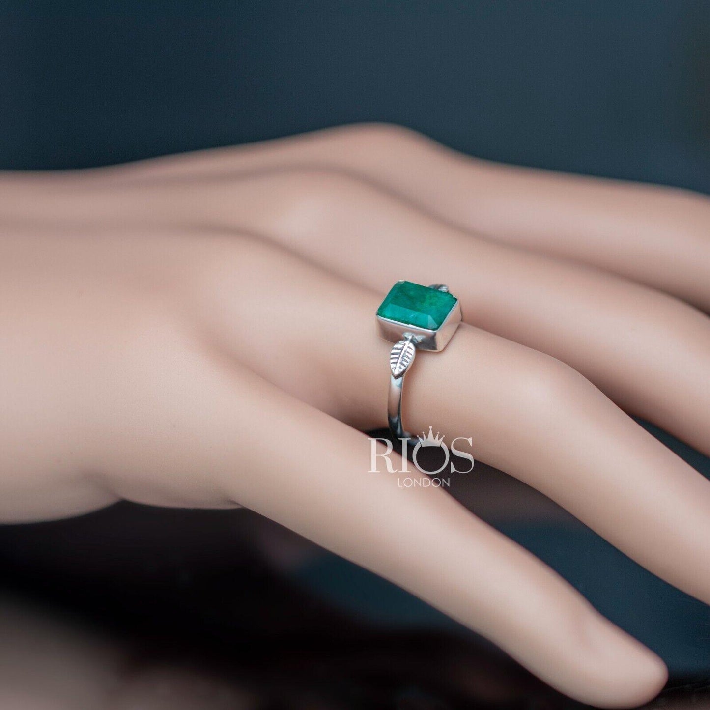 925 Sterling Silver Emerald Facet Cut Cushion Green Gemstone Ring Gift Boxed