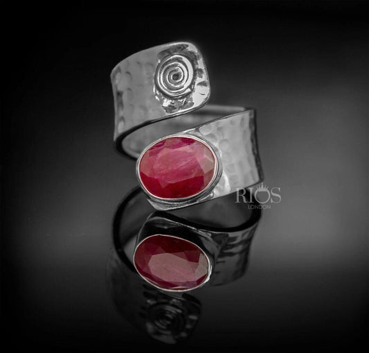 925 Sterling Silver Gorgeous Ruby Gemstone Adjustable Snake Red Ring Gift Boxed