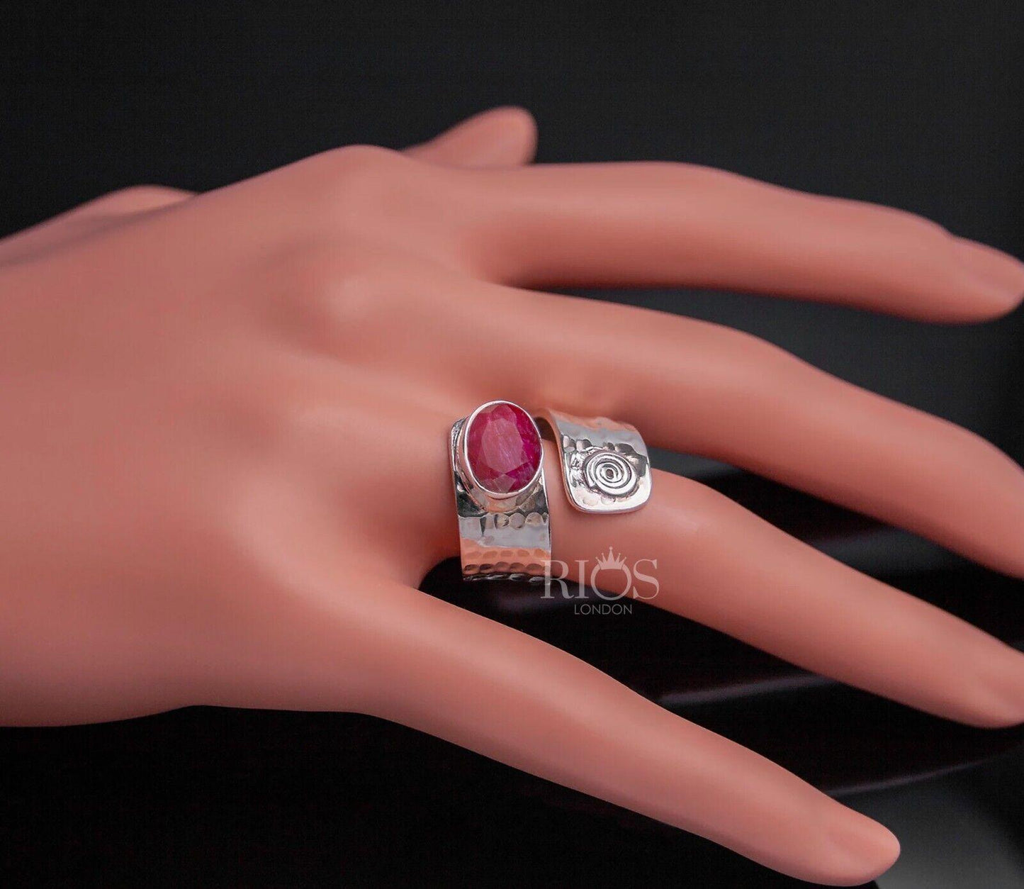 925 Sterling Silver Gorgeous Ruby Gemstone Adjustable Snake Red Ring Gift Boxed