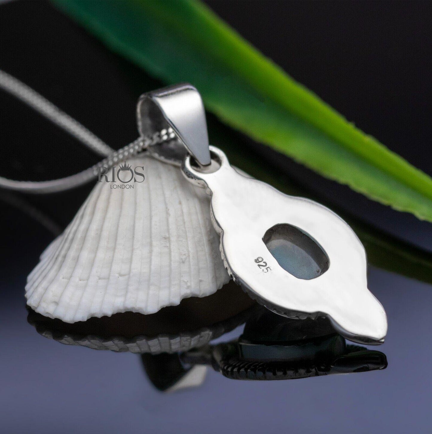 925 Sterling Silver Natural MOONSTONE Gemstone Love Heart Necklace Pendant Boxed