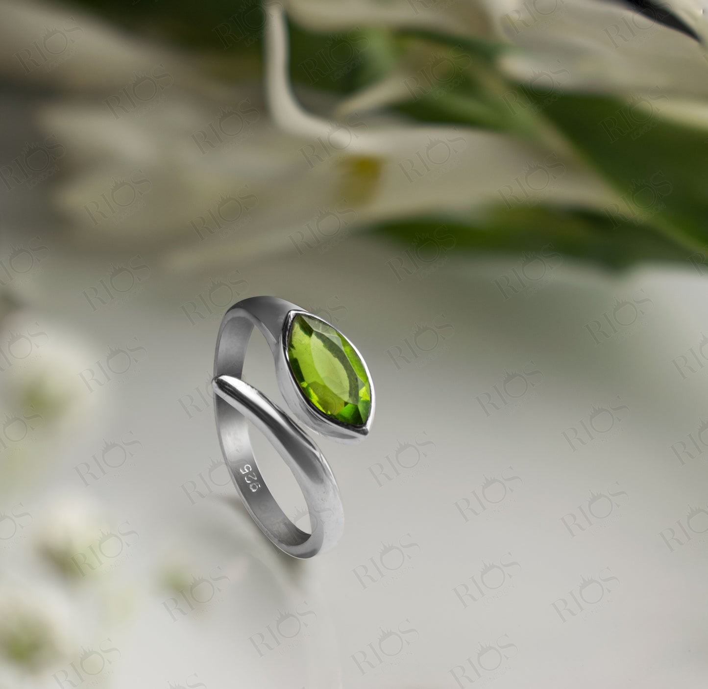 Stunning 925 Sterling Silver Peridot Gemstone Snake Adjustable Ring Gift In Box