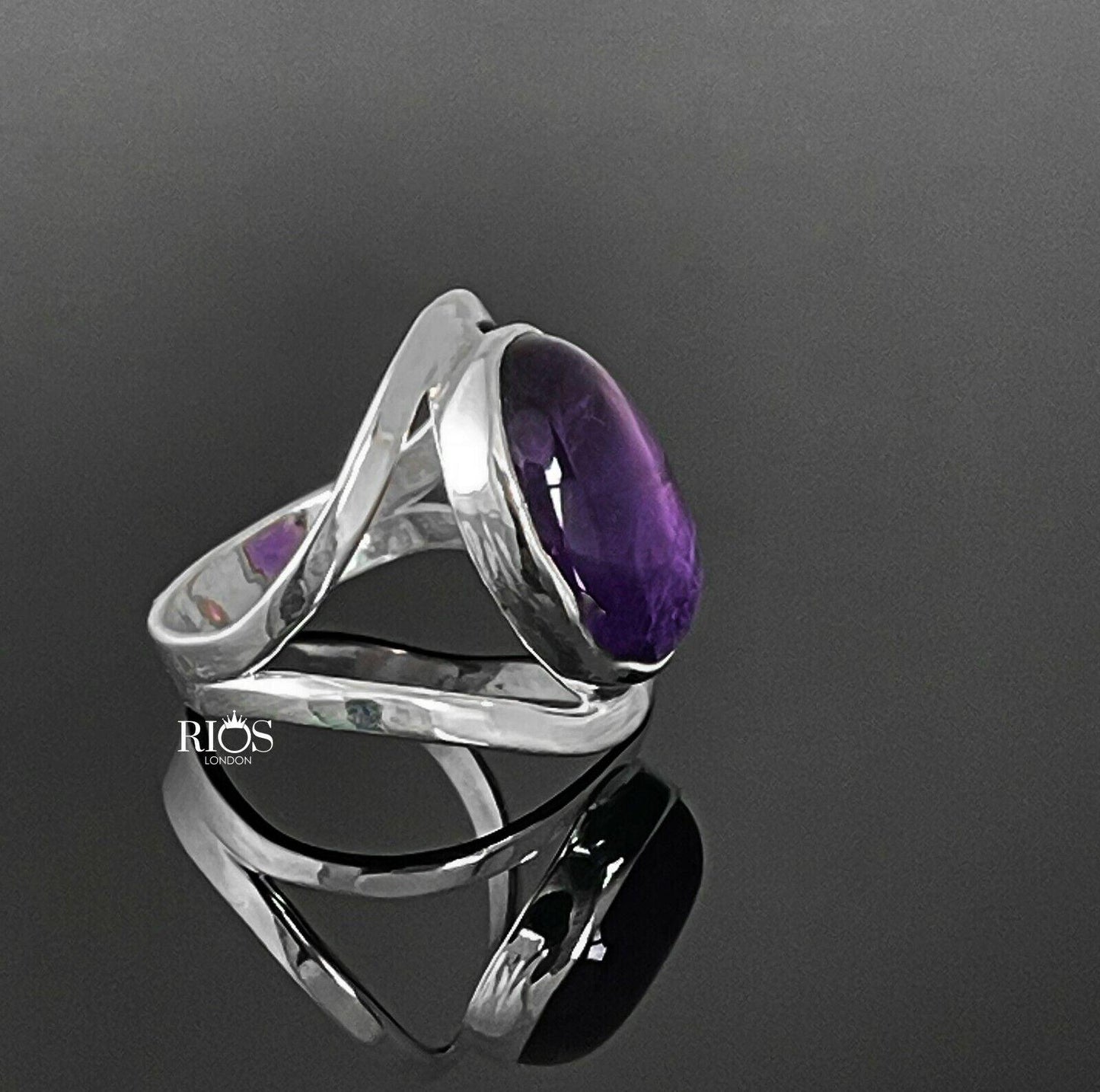 Beautiful 925 Sterling Silver Elegant Oval Amethyst Gemstone Ring Gift Boxed