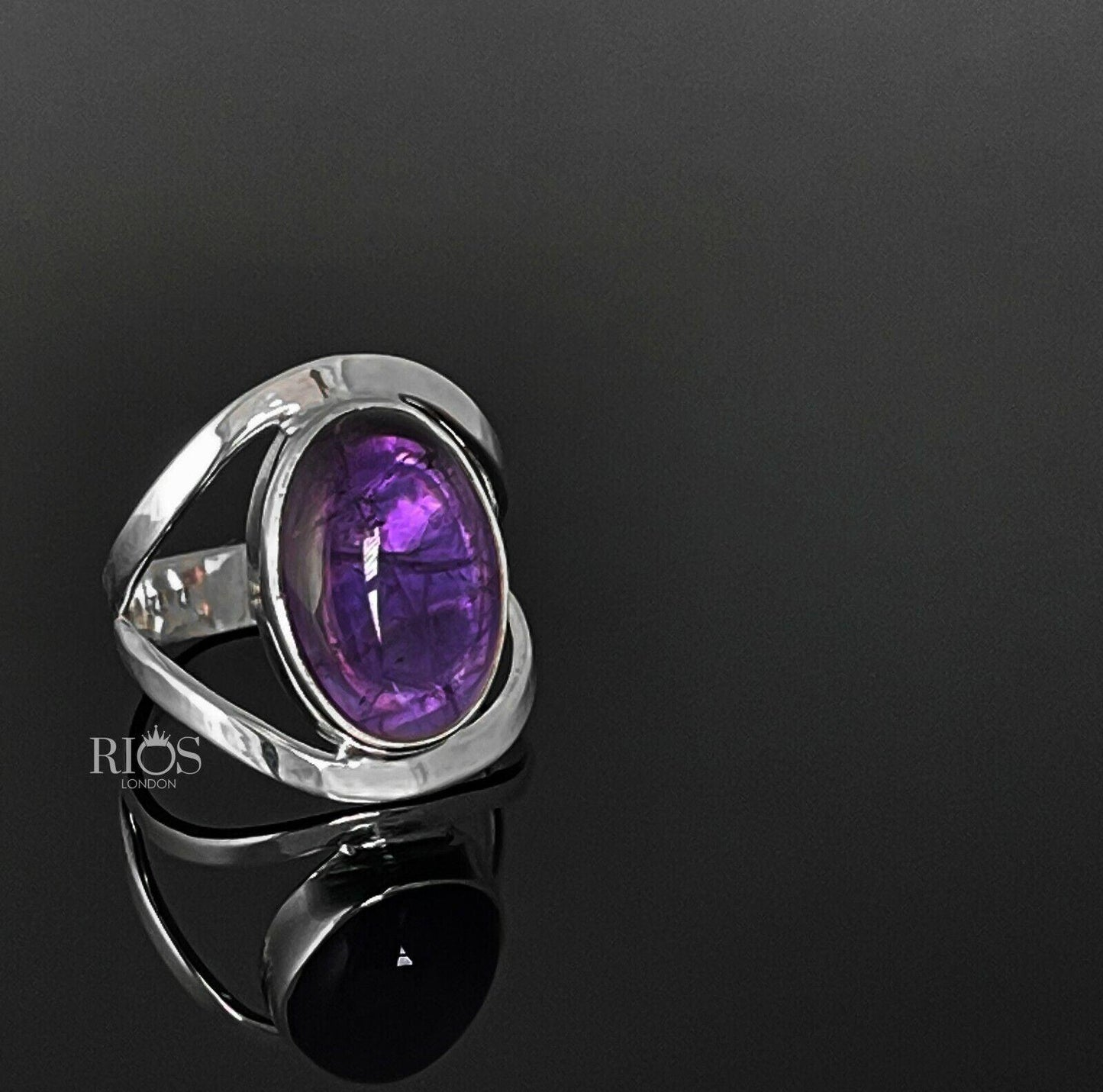 Beautiful 925 Sterling Silver Elegant Oval Amethyst Gemstone Ring Gift Boxed