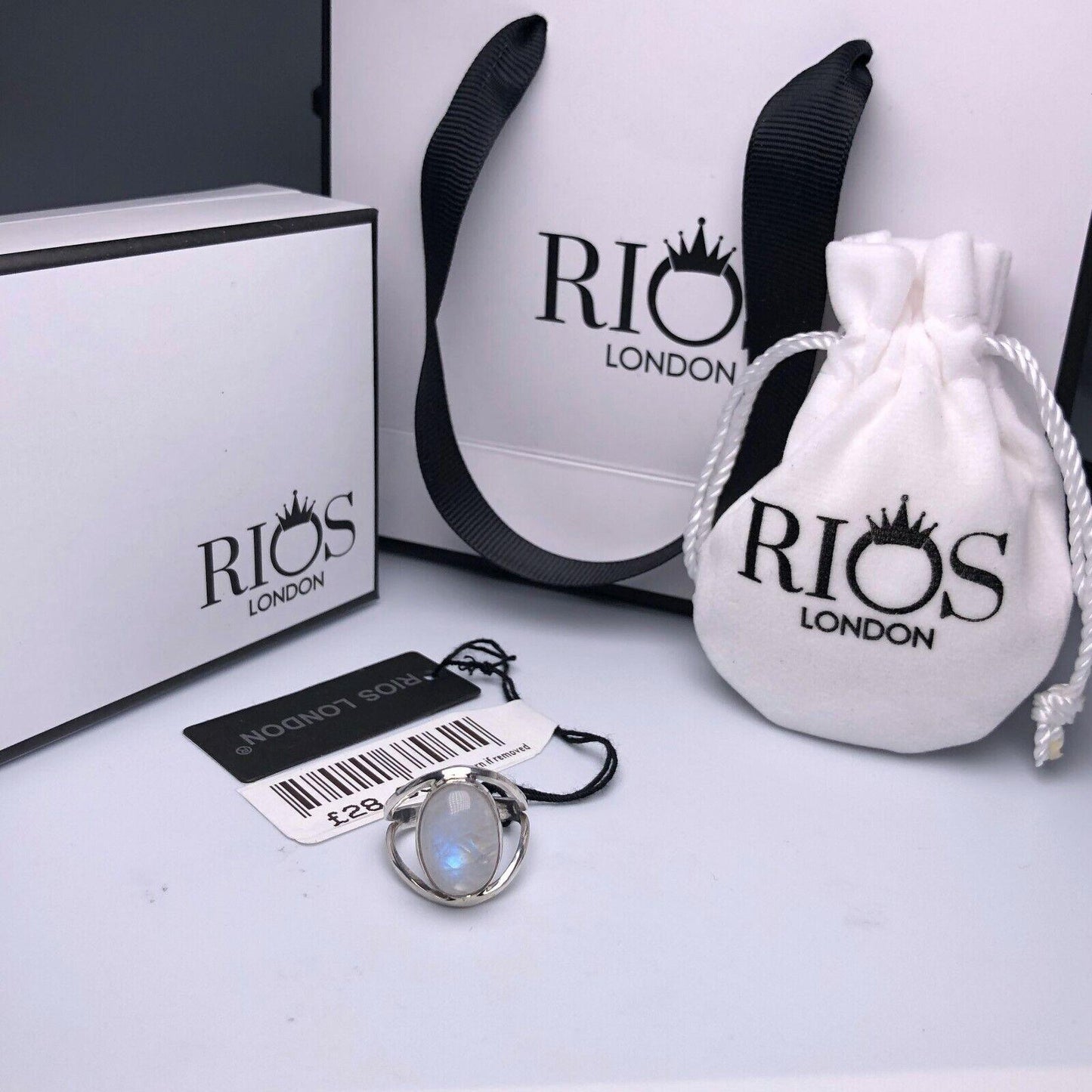 Beautiful 925 Sterling Silver Elegant Oval MOONSTONE Gemstone Ring Gift Boxed