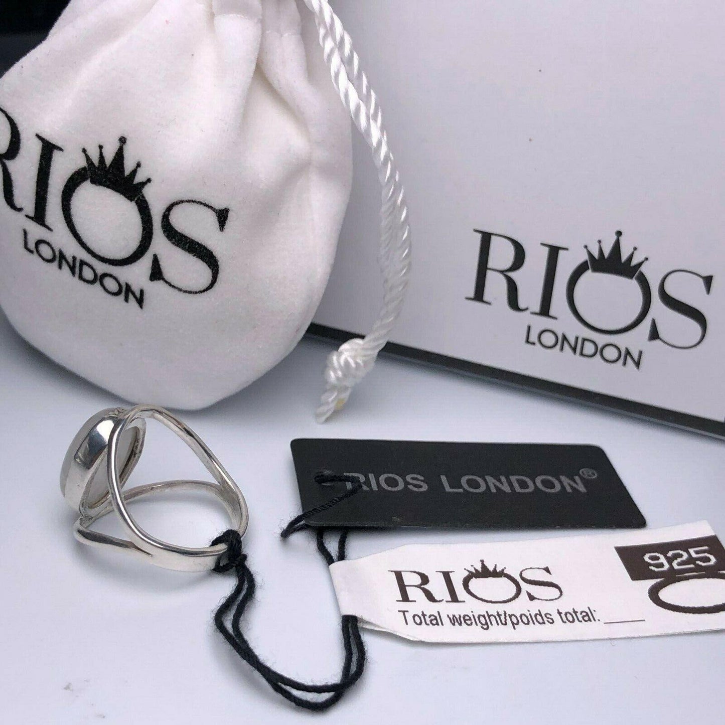 Beautiful 925 Sterling Silver Elegant Oval MOONSTONE Gemstone Ring Gift Boxed