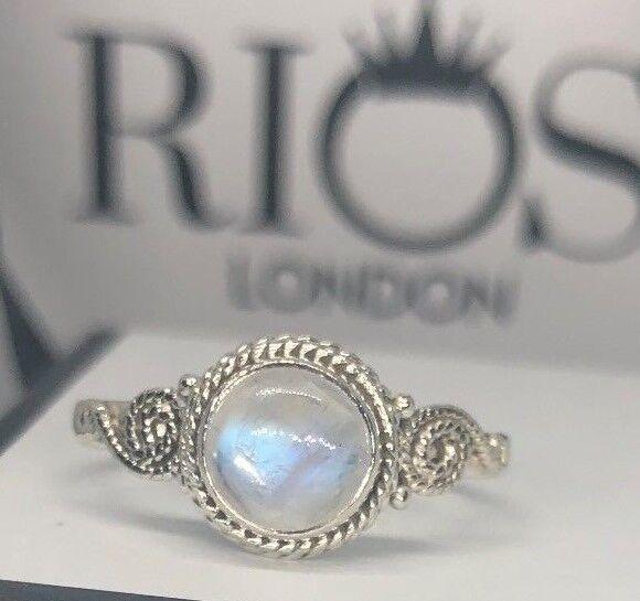 Beautiful Moonstone 925 Sterling Silver Gemstone Ring RRP £45.50 Gift Boxed