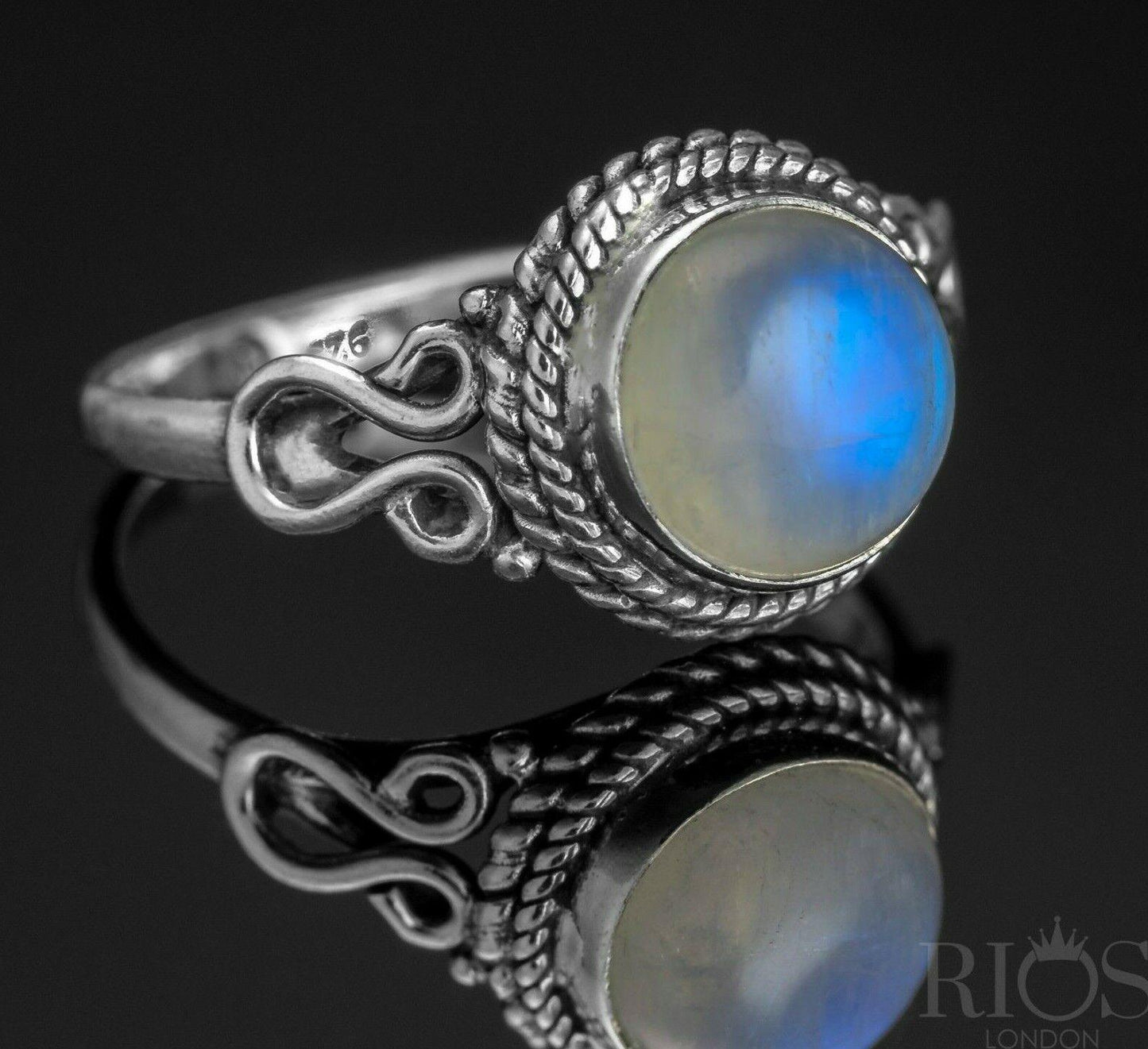 Natural Moonstone 925 Sterling Silver Round Gemstone Ring Gift Boxed