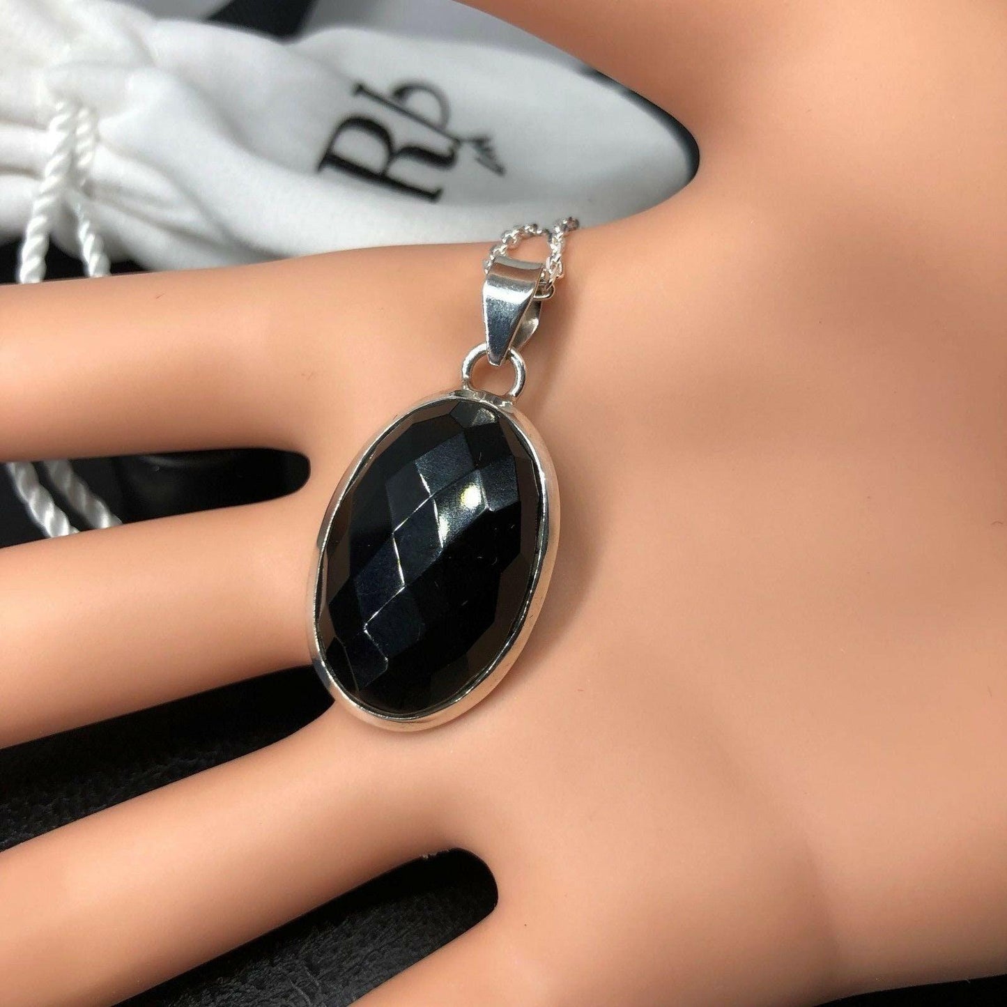 Superb ONYX 925 Sterling Silver Facet Cut Gemstone Necklace Pendant. Unique Birthday, Anniversary or Wedding Present in Beautiful Gift Box - Rios London