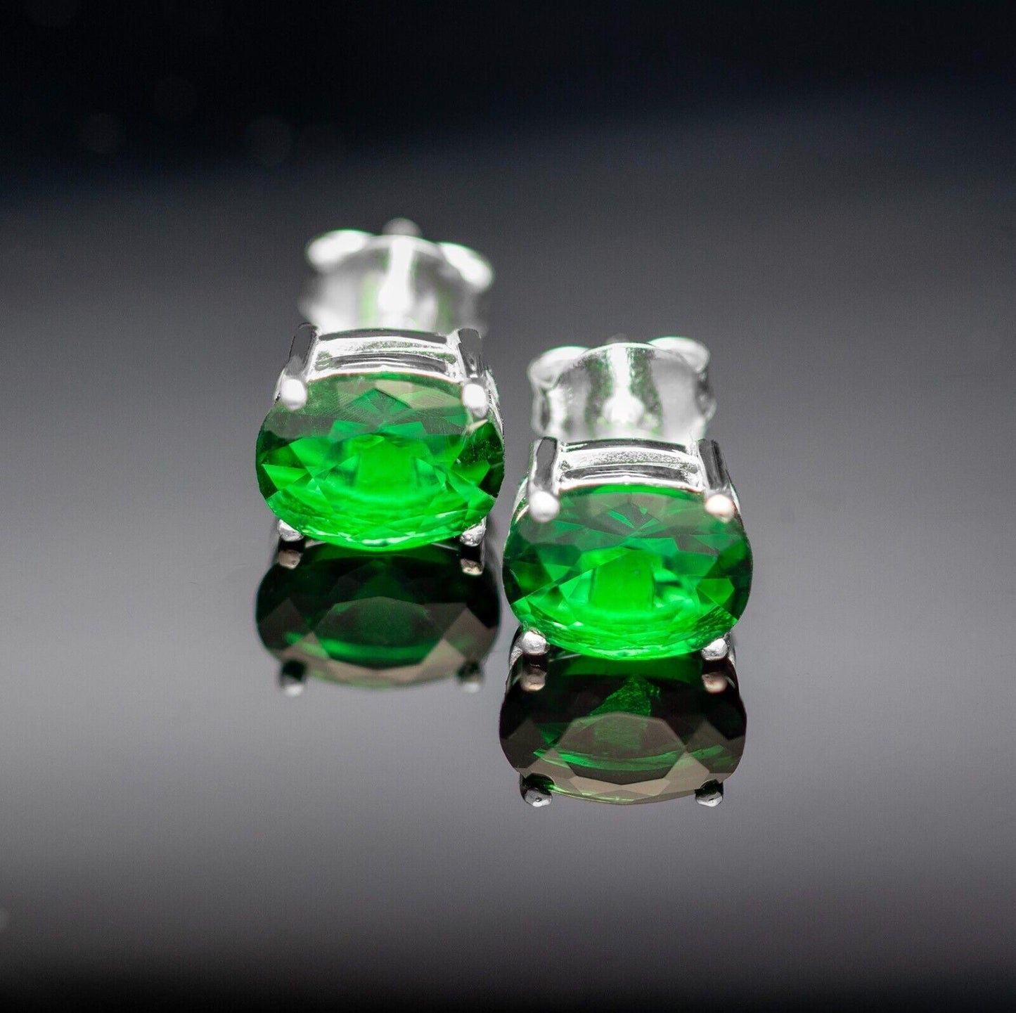 925 Sterling Silver Oval Push Back Emerald Green Lab-Created Earrings Stud Boxed - Rios London
