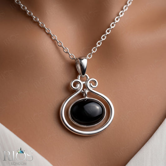925 Sterling Silver Natural Onyx Necklace Oval Chain Pendant Gift 4 Women Boxed